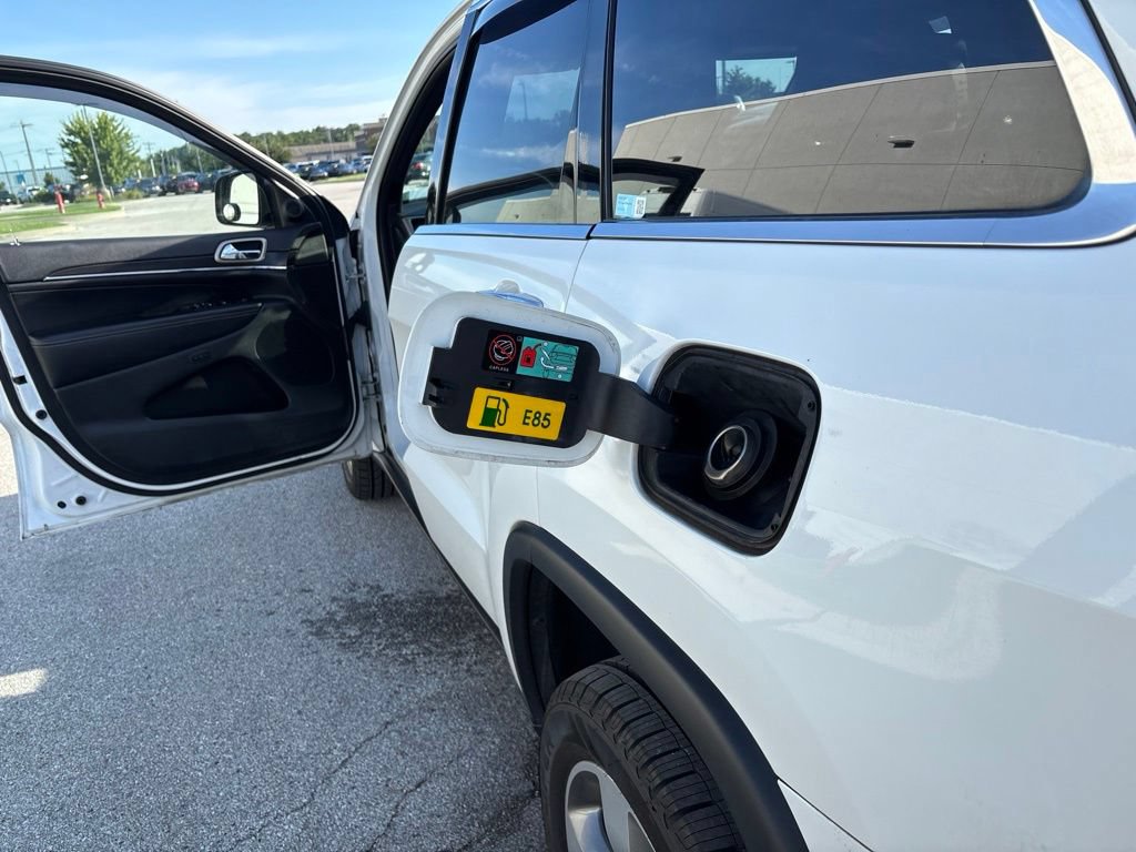 Used 2015 Jeep Grand Cherokee Limited w/ Trailer Tow Group IV AWD/4WD image 7