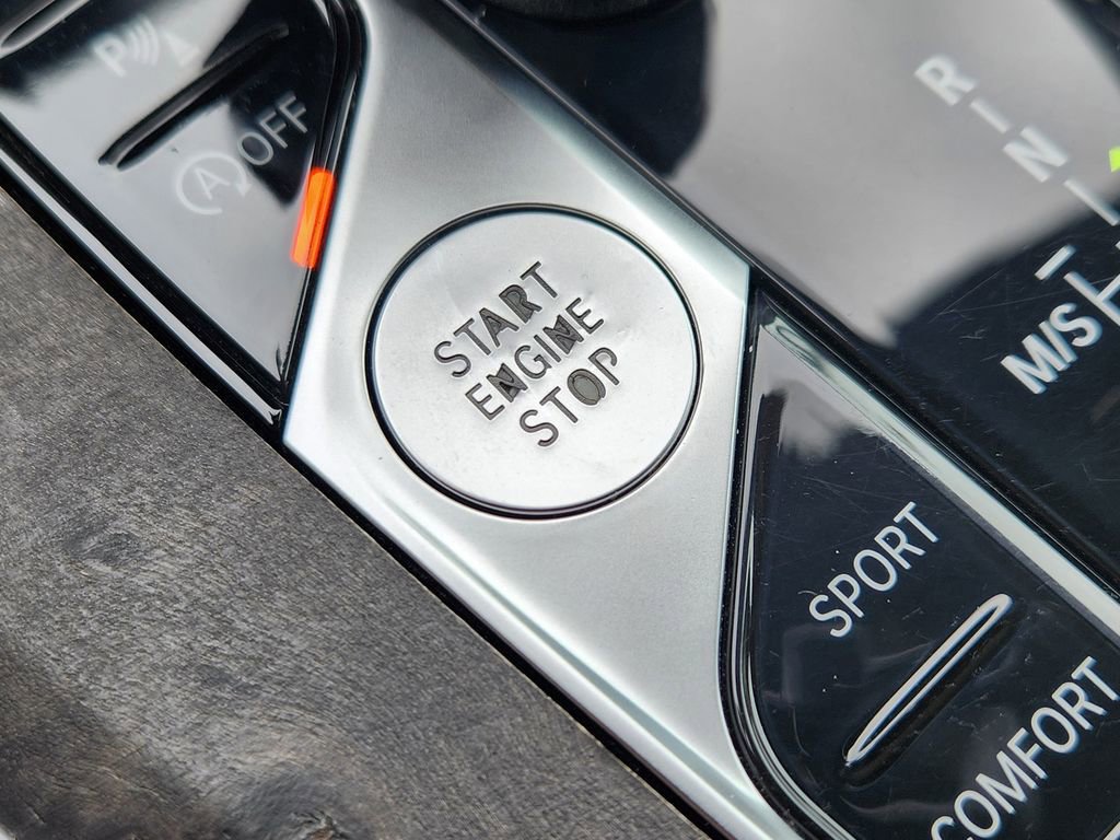 Used 2019 BMW X5 xDrive40i w/ Convenience Package image 16