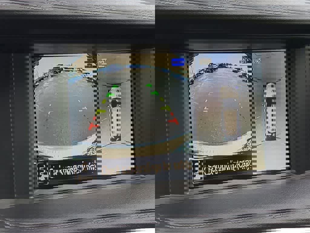 Used 2018 INFINITI QX30 ESSENTIAL image 27