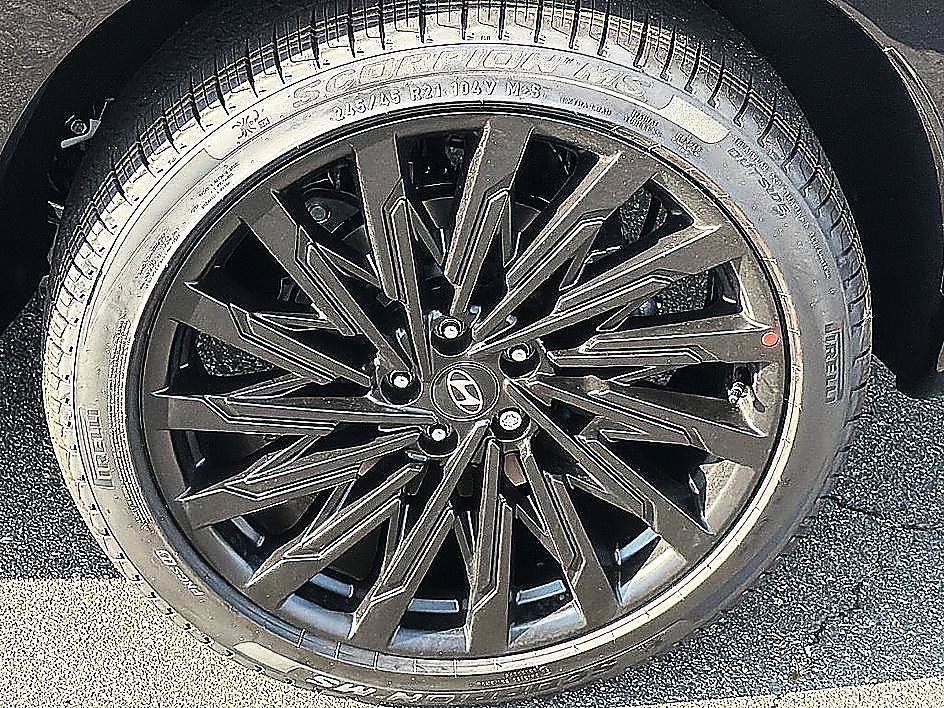 New 2027 Hyundai Santa Fe Calligraphy FWD image 5