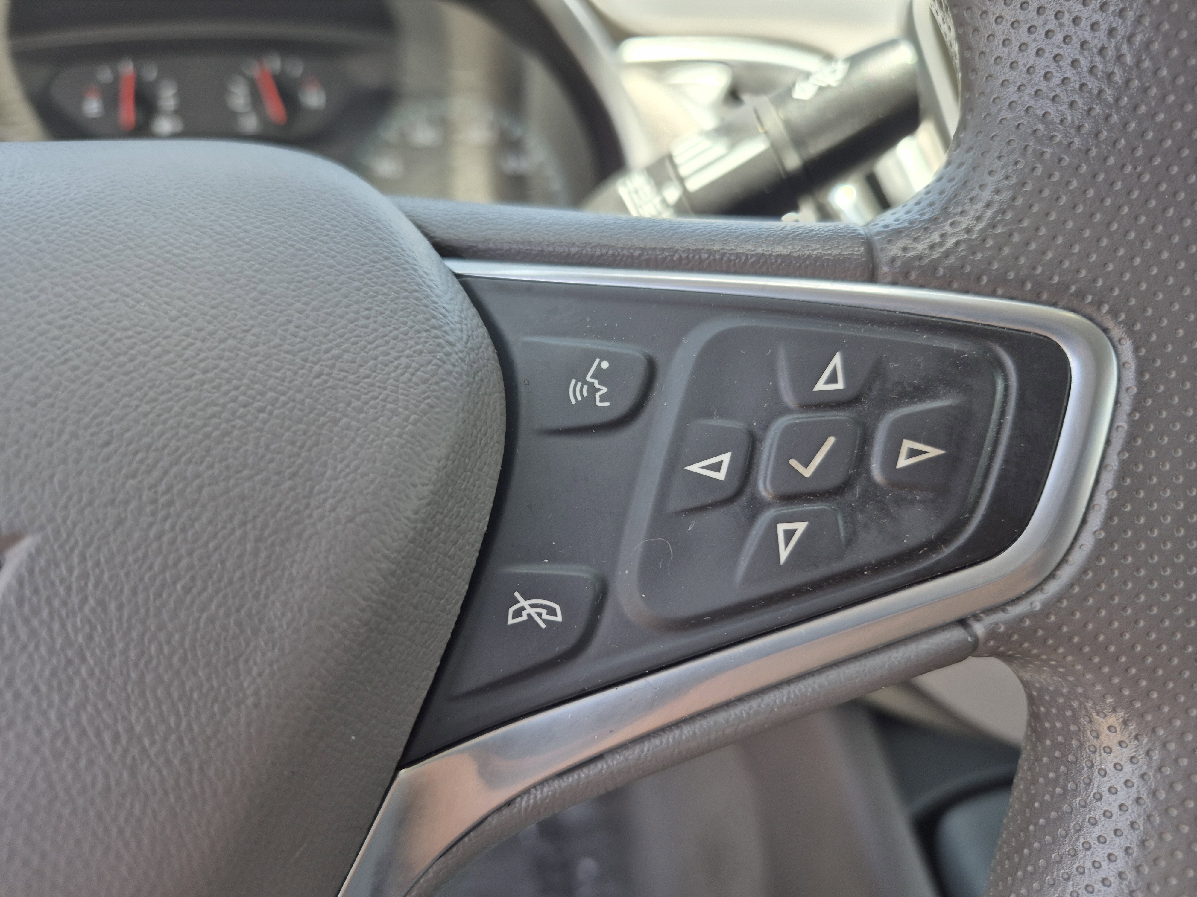 Used 2023 Chevrolet Malibu LS FWD image 26