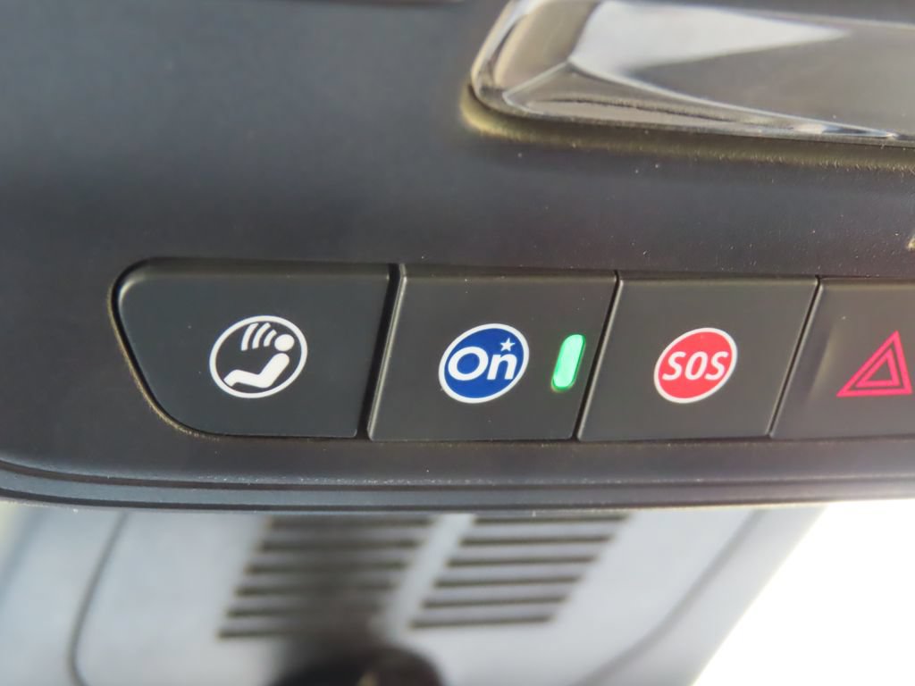 Certified 2026 Chevrolet Equinox LT AWD/4WD image 9