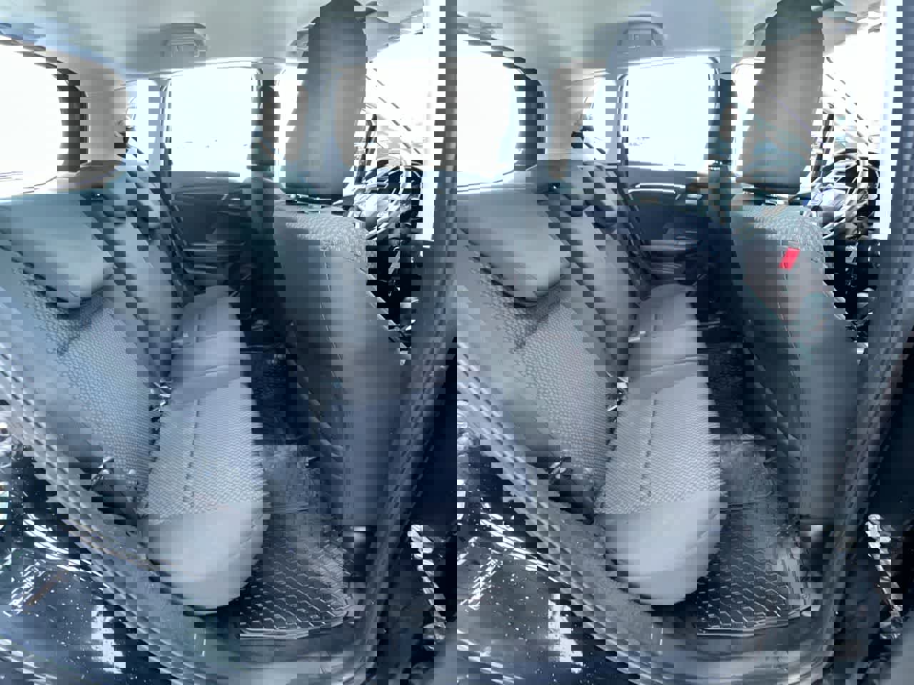 Used 2020 Honda Fit LX image 24