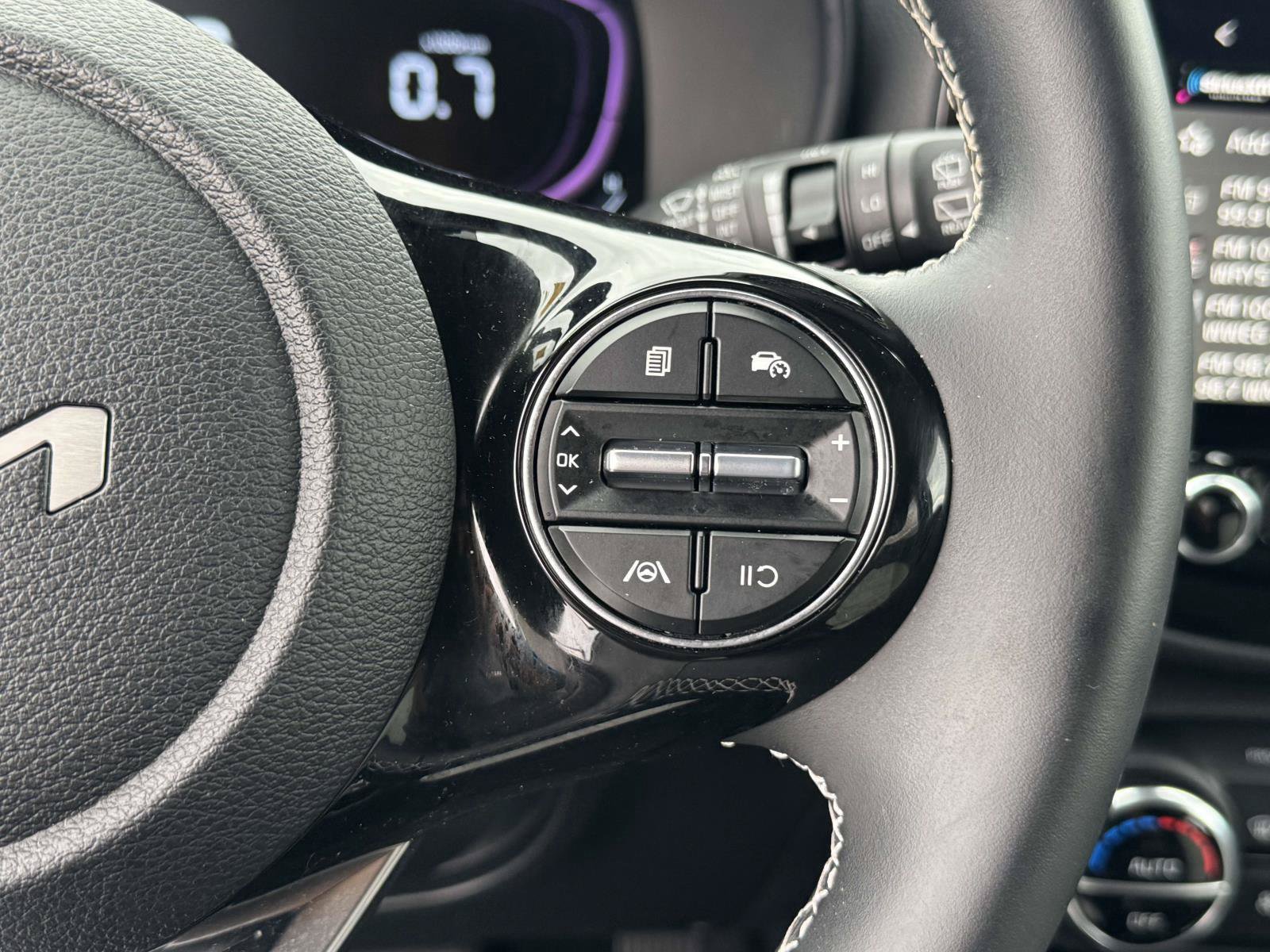 Used 2024 Kia Soul GT-Line FWD image 10