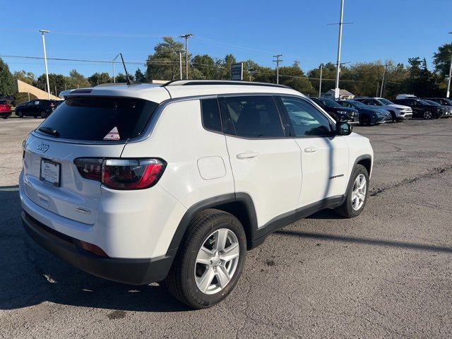 Used 2022 Jeep Compass Latitude image 5