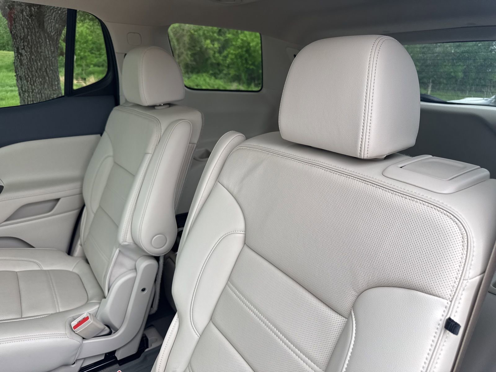 Used 2021 GMC Acadia Denali w/ Denali Technology Package image 21