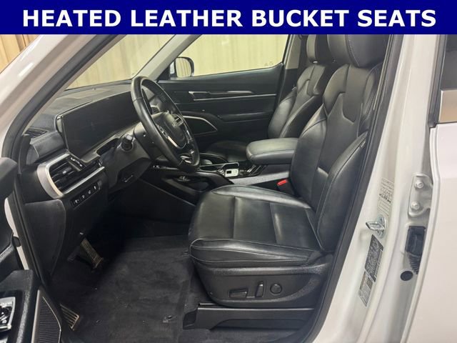 Used 2025 Kia Telluride S image 15