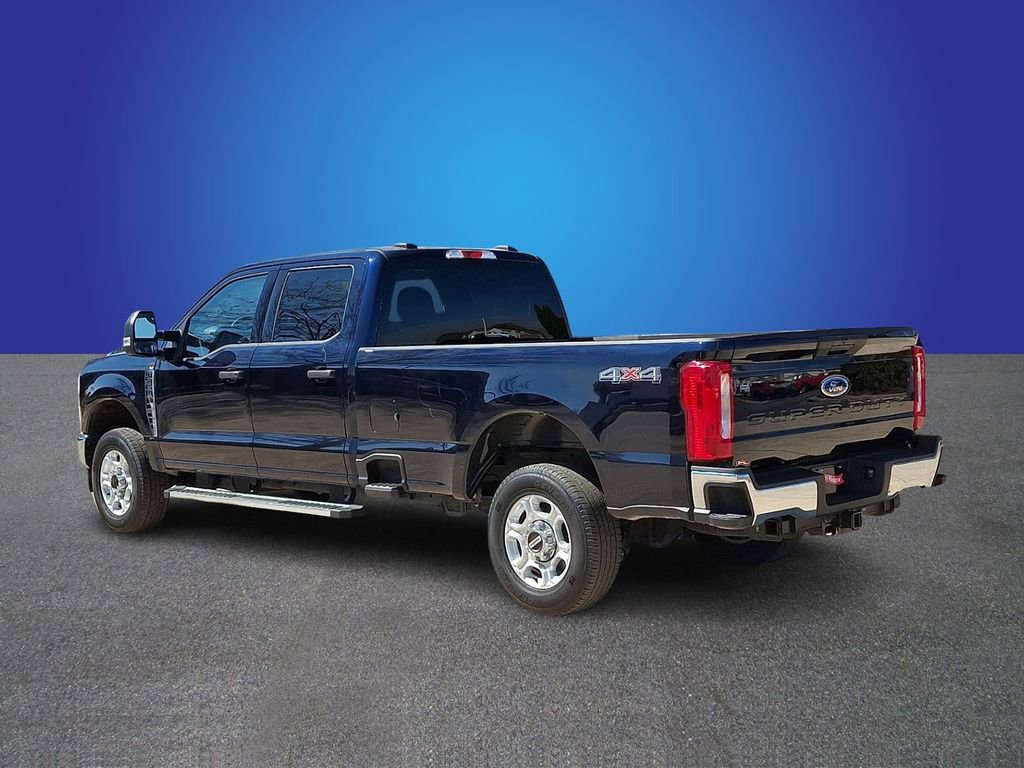Used 2025 Ford F250 XLT AWD/4WD image 6