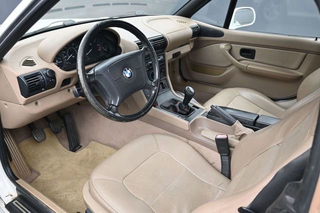 Used 1998 BMW Z3 1.9 RWD image 10