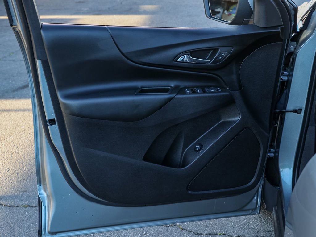 Used 2024 Chevrolet Equinox LT image 23