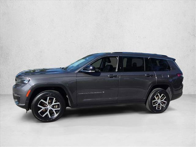 Used 2023 Jeep Grand Cherokee L Limited RWD image 9