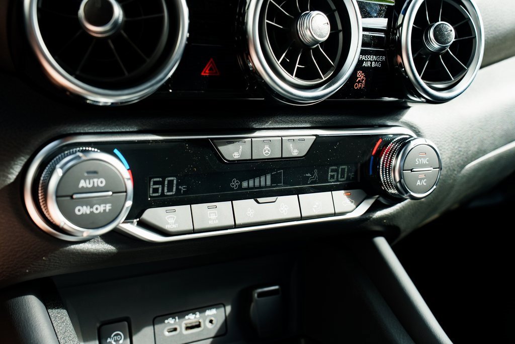 New 2025 Nissan Sentra SR w/ SR Premium Package image 14