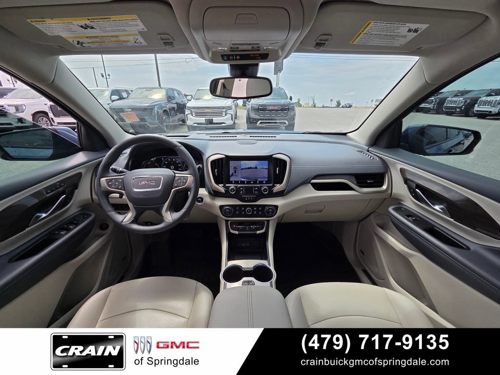 Used 2024 GMC Terrain Denali w/ Denali Premium Package AWD/4WD image 27