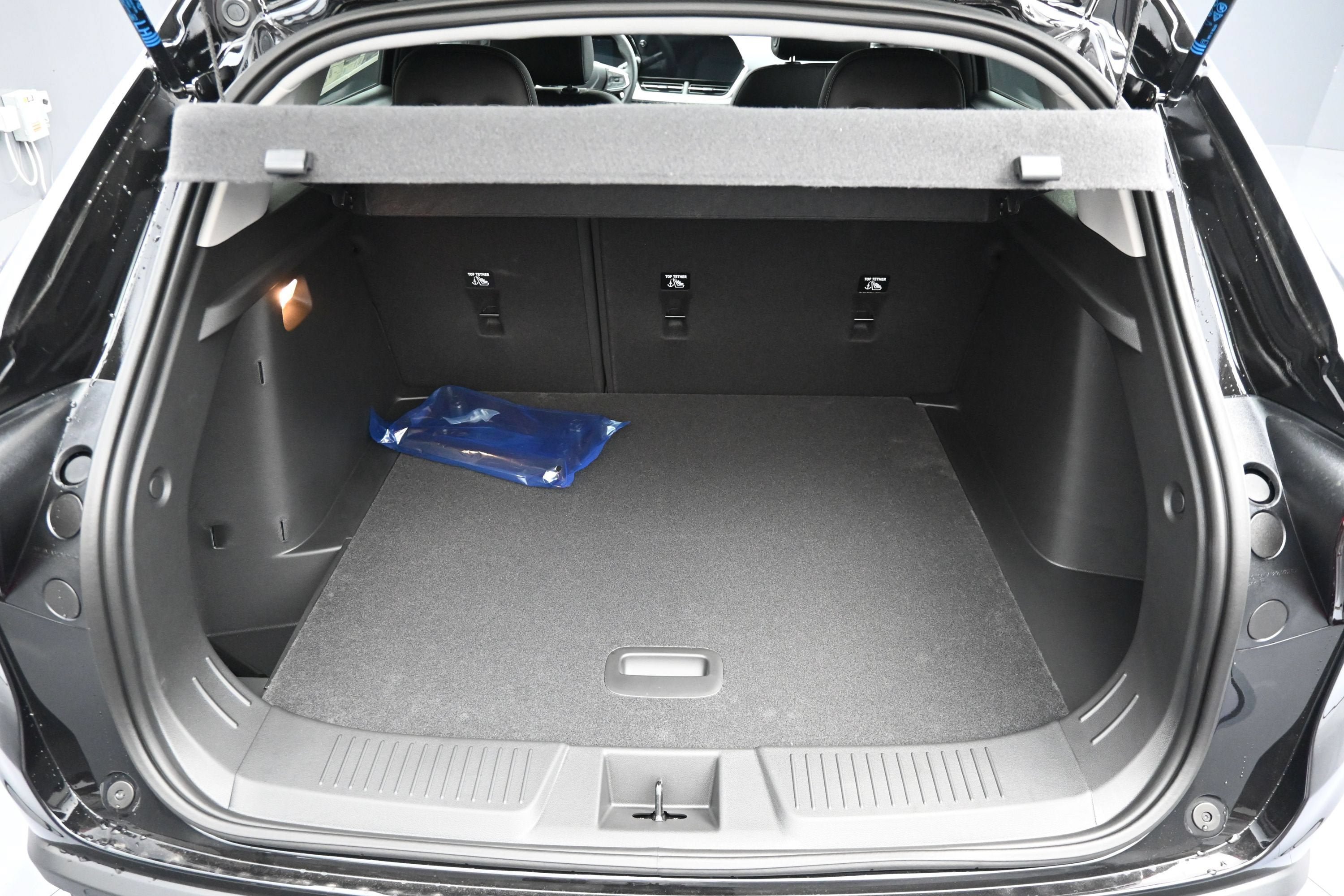 New 2026 Chevrolet Trax LT w/ Sunroof Package FWD image 29