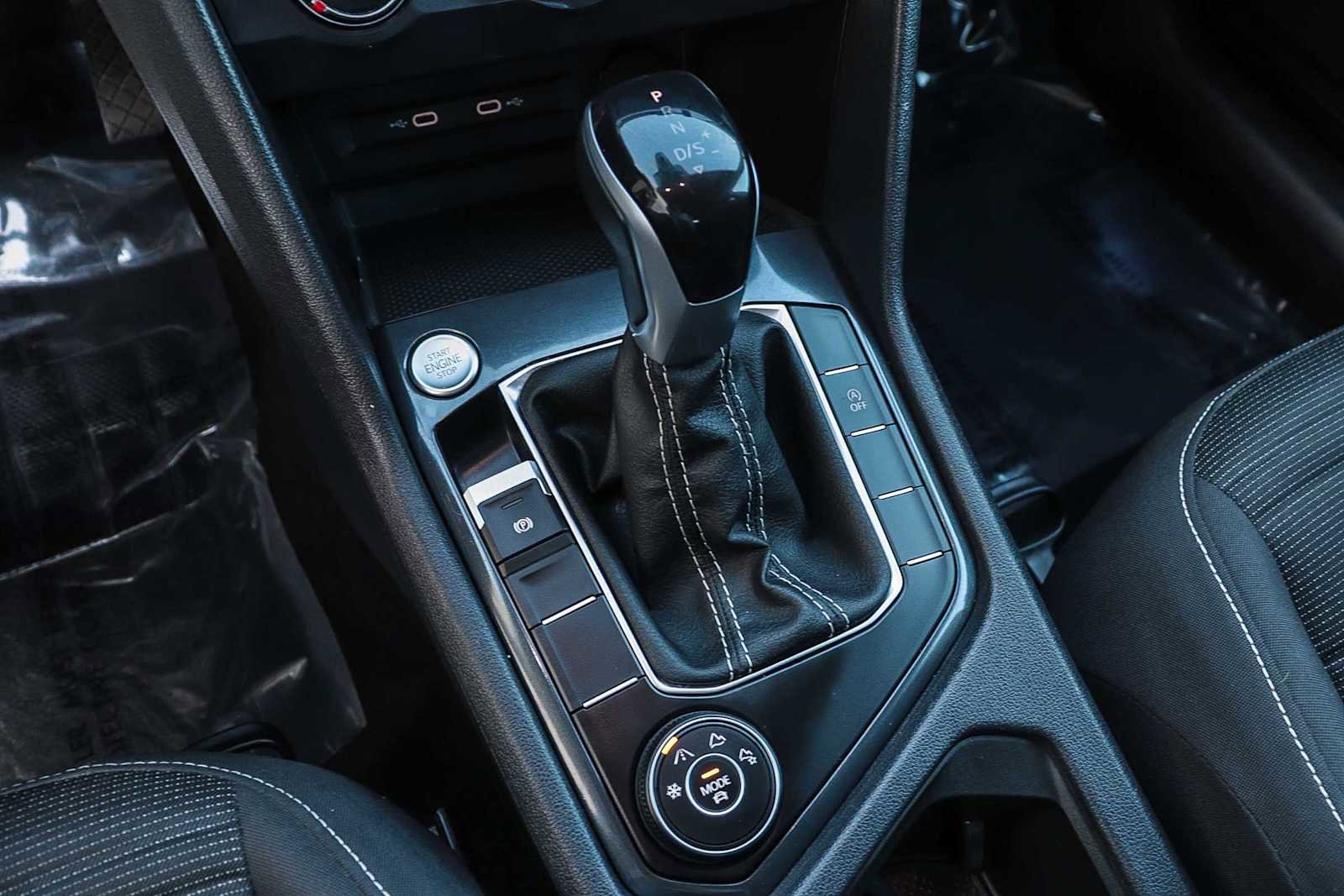 Used 2024 Volkswagen Tiguan S image 20