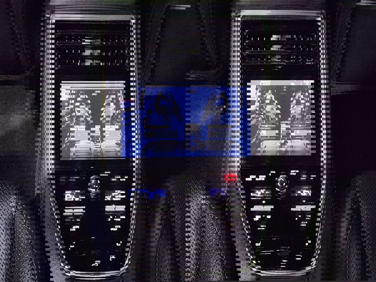 Used 2023 Porsche Panamera image 52