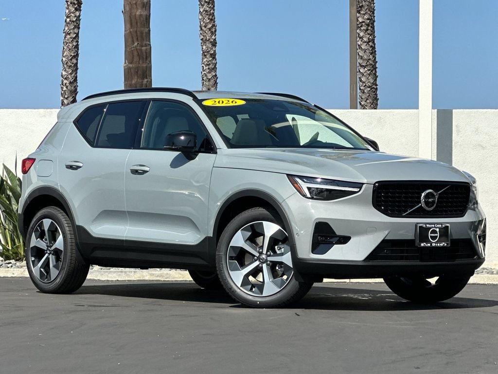 New 2026 Volvo XC40 B5 Plus w/ Protection Package Premier AWD/4WD image 7