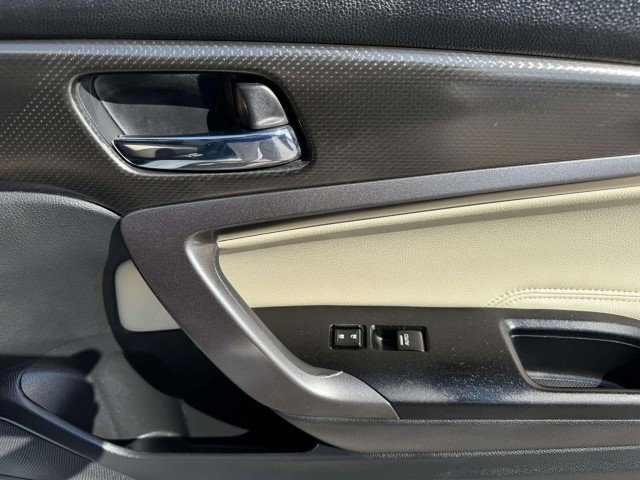 Used 2017 Honda Accord EX-L image 37