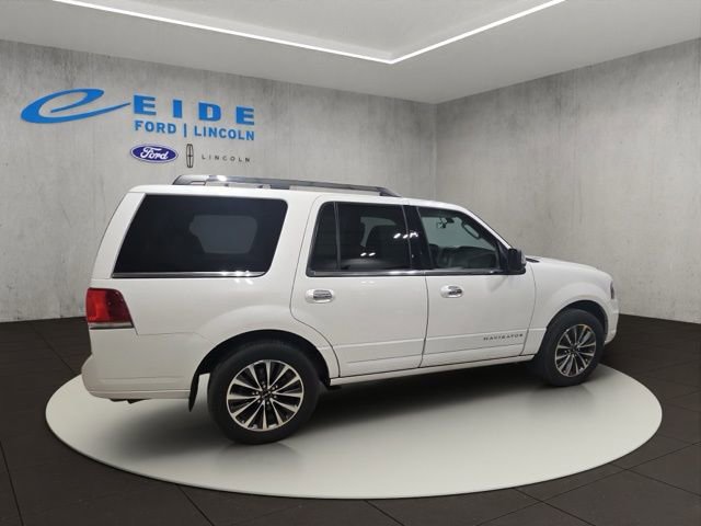 Used 2016 Lincoln Navigator Select image 7
