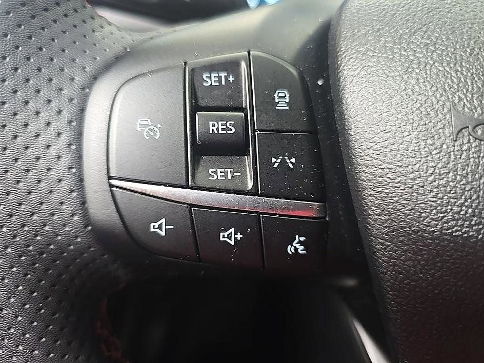 Used 2023 Ford Escape ST-Line Select w/ Tech Pack #2 AWD/4WD image 18