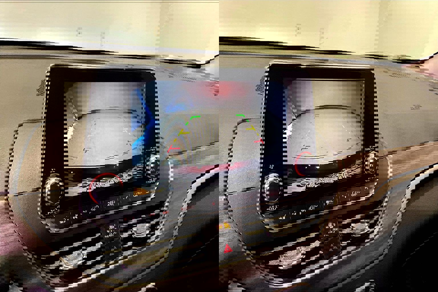 Used 2025 Nissan Altima 2.5 SV image 14