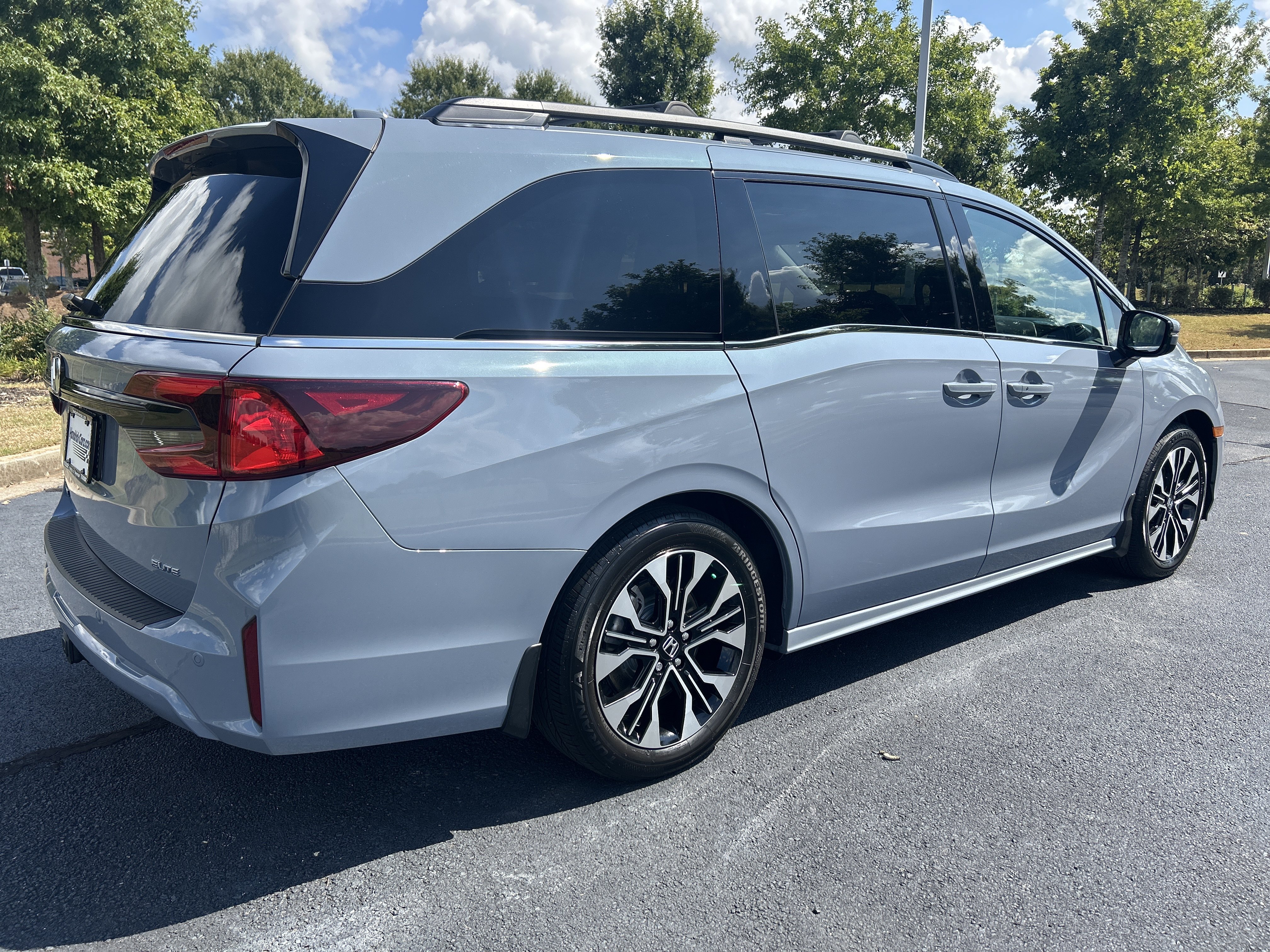 Certified 2025 Honda Odyssey Elite image 9