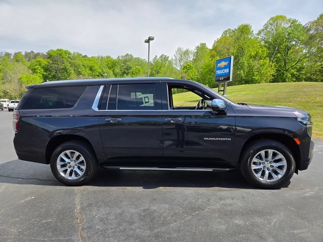 Used 2023 Chevrolet Suburban Premier AWD/4WD image 9