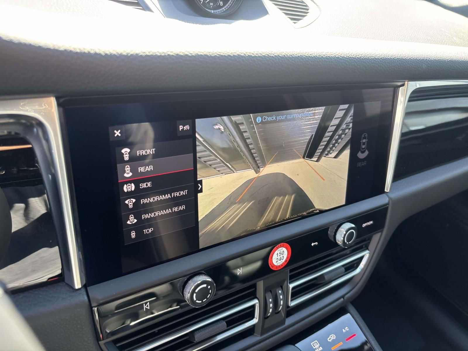 New 2026 Porsche Macan image 35