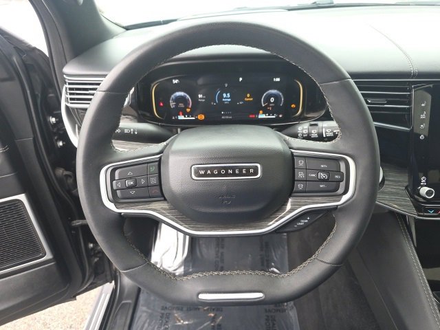 Used 2022 Jeep Wagoneer Series III w/ Premium Group I image 31