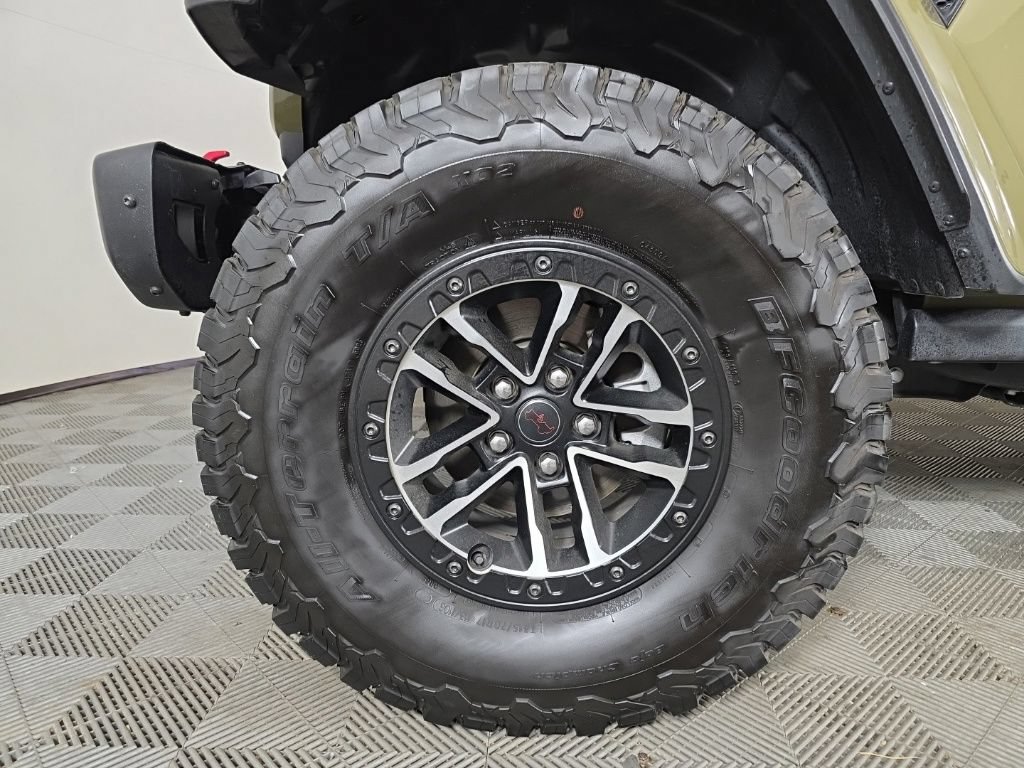 Certified 2025 Jeep Wrangler Unlimited Rubicon AWD/4WD image 11