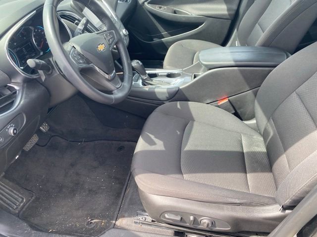 Used 2016 Chevrolet Malibu LT FWD image 9