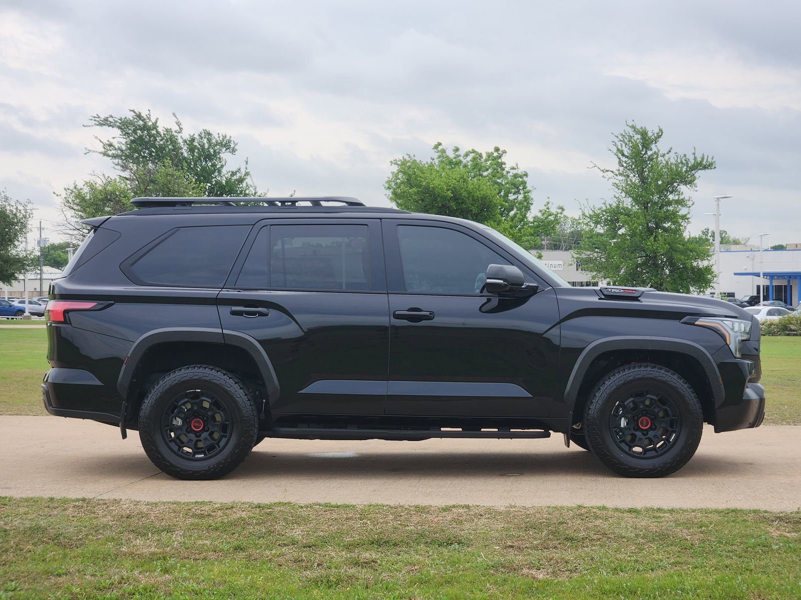 Used 2025 Toyota Sequoia TRD Pro AWD/4WD image 7