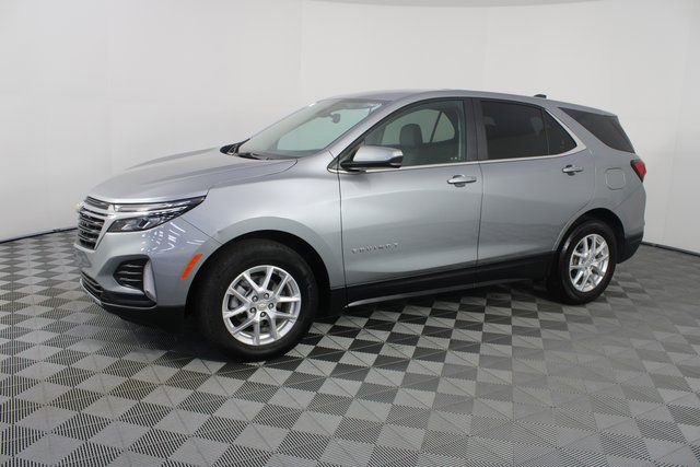 Used 2024 Chevrolet Equinox LT w/ LPO, Floor Liner Package image 2