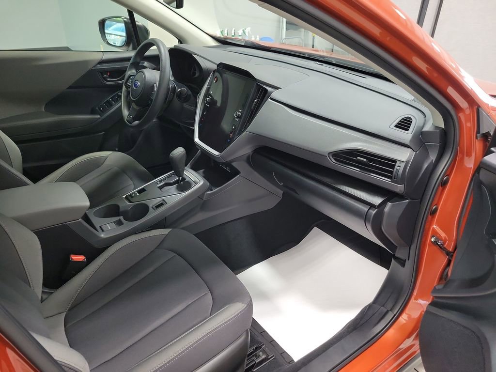 Used 2025 Subaru Crosstrek 2.0i Premium AWD/4WD image 19