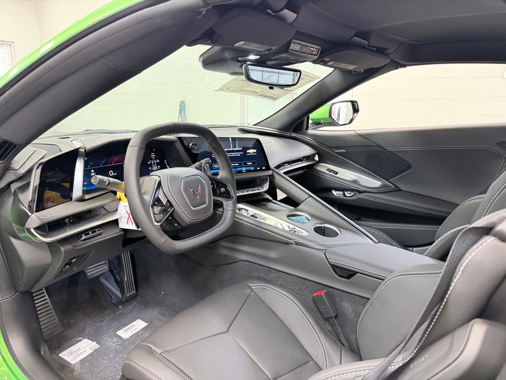 New 2027 Chevrolet Corvette Grand Sport w/ Z52 Sport Performance Package RWD image 16