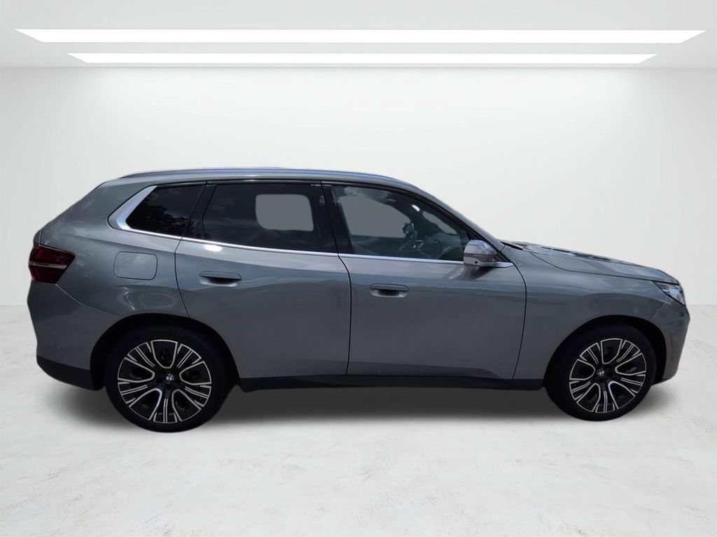 New 2025 BMW X3 xDrive30i w/ Premium Package AWD/4WD image 3