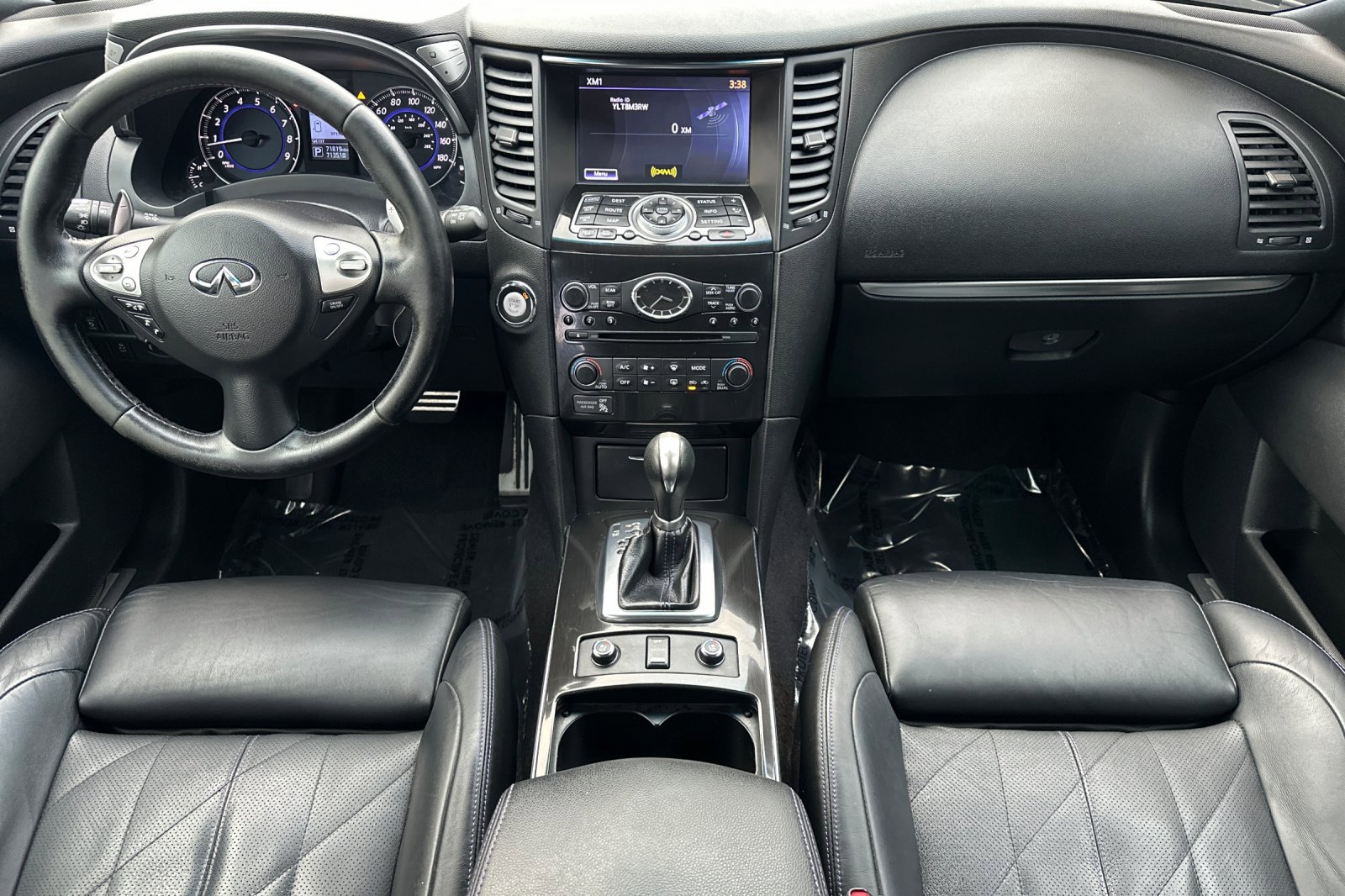 Used 2017 INFINITI QX70 AWD w/ Premium Package image 15