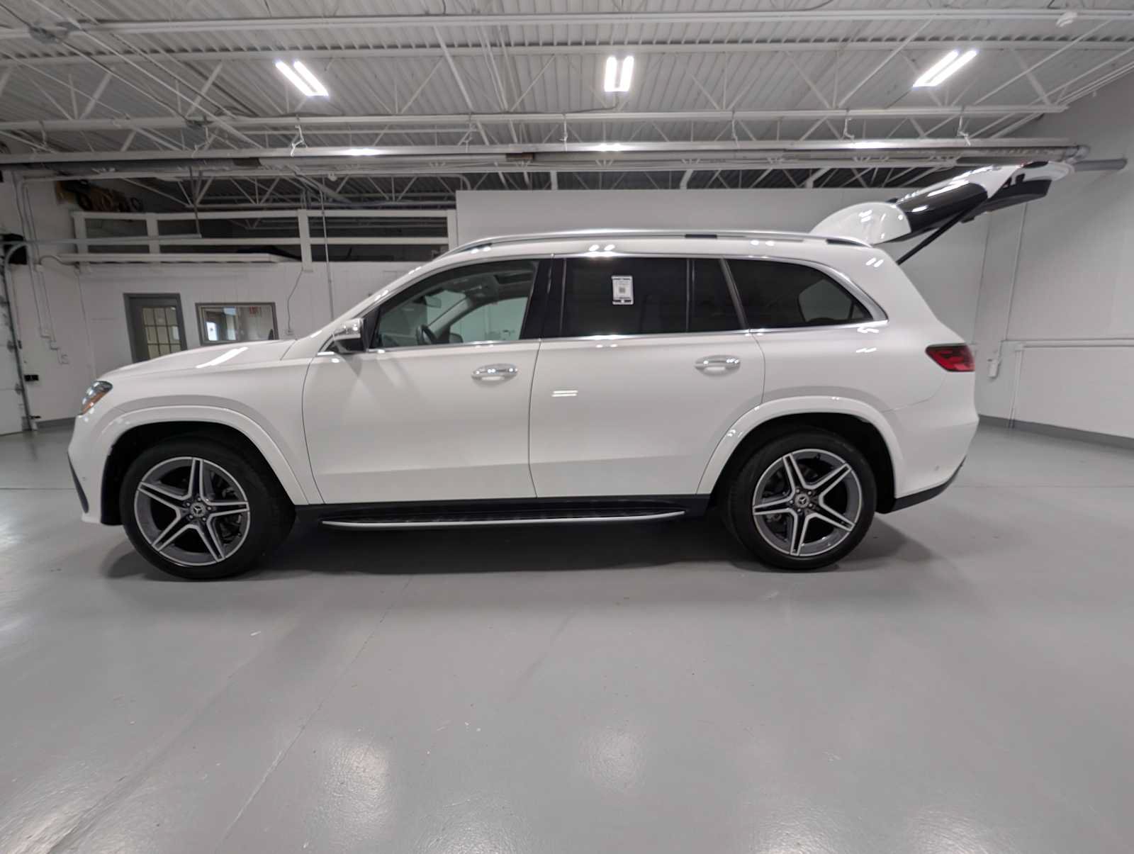 Certified 2026 Mercedes-Benz GLS 450 4MATIC image 5