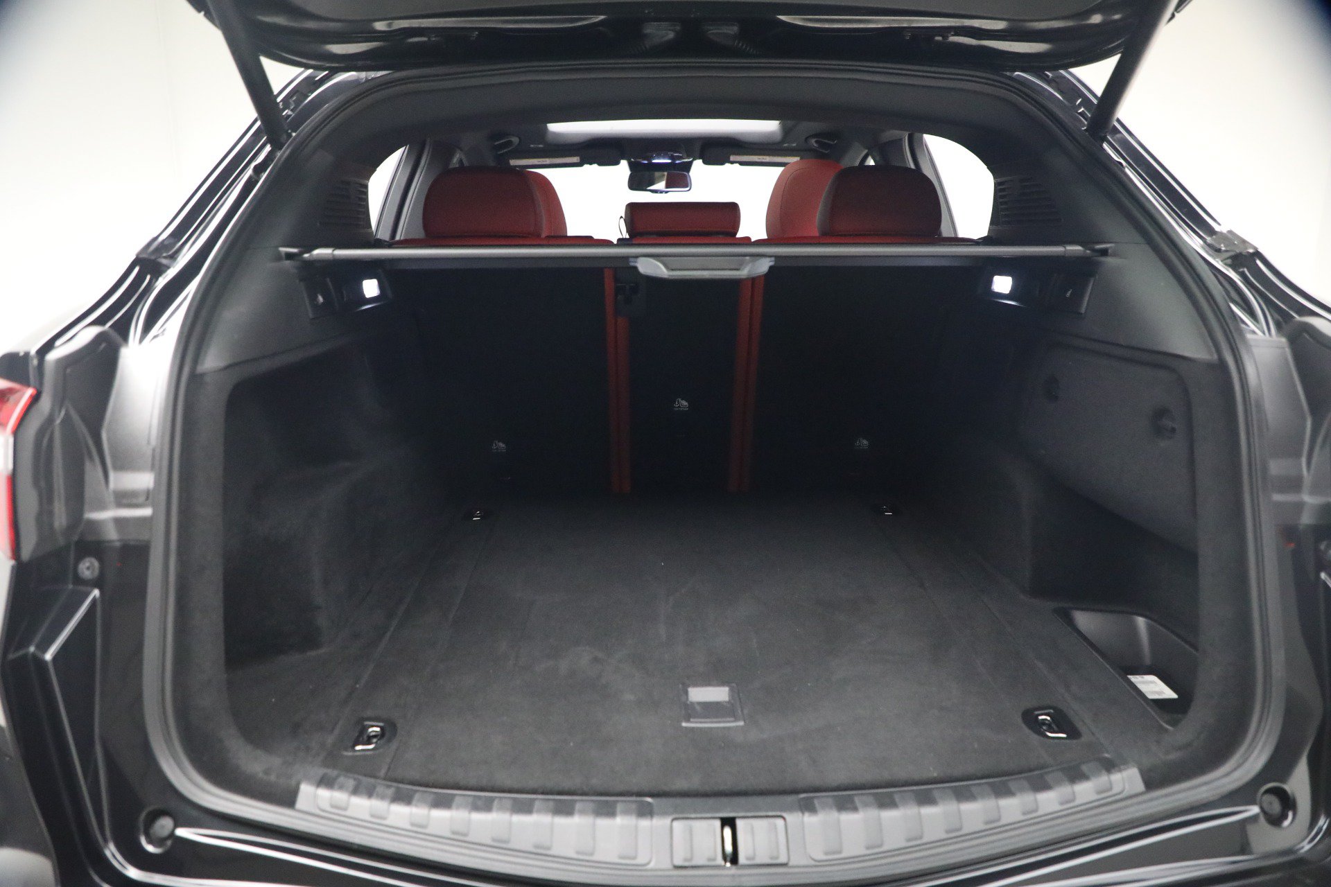 Used 2023 Alfa Romeo Stelvio Veloce AWD/4WD image 23