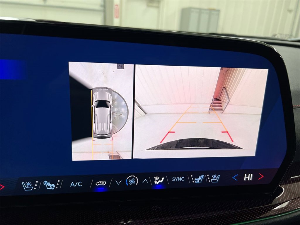 New 2026 Chevrolet Traverse RS w/ LPO, Floor Liner Package image 15