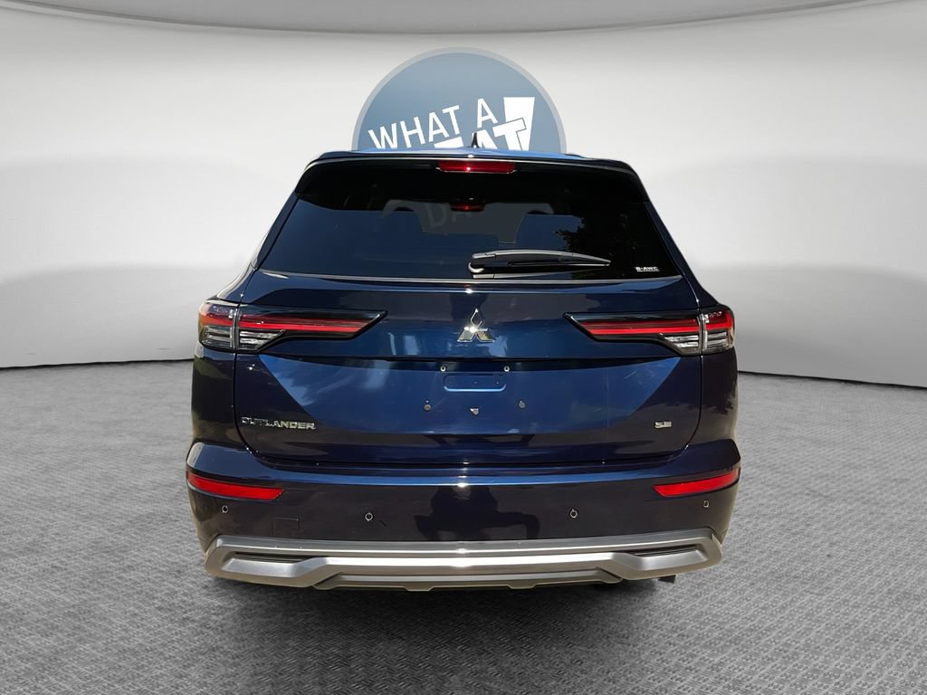 Used 2025 Mitsubishi Outlander SE AWD/4WD image 5