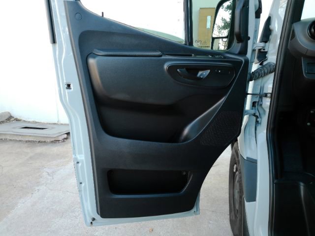 Used 2021 Mercedes-Benz Sprinter 2500 w/ Exterior Lighting Package image 19