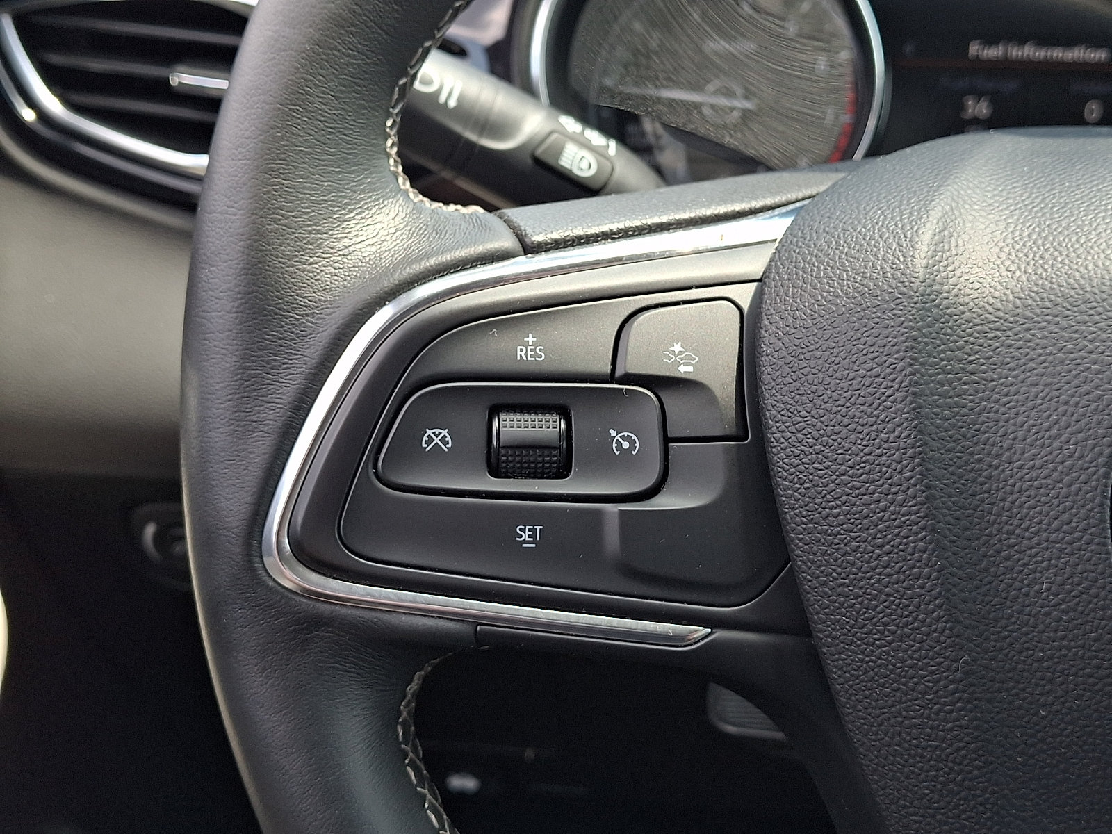 Used 2023 Buick Encore GX Preferred FWD image 20