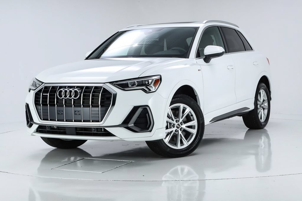 Used 2025 Audi Q3 2.0T Premium Plus w/ Premium Plus Package AWD/4WD image 47