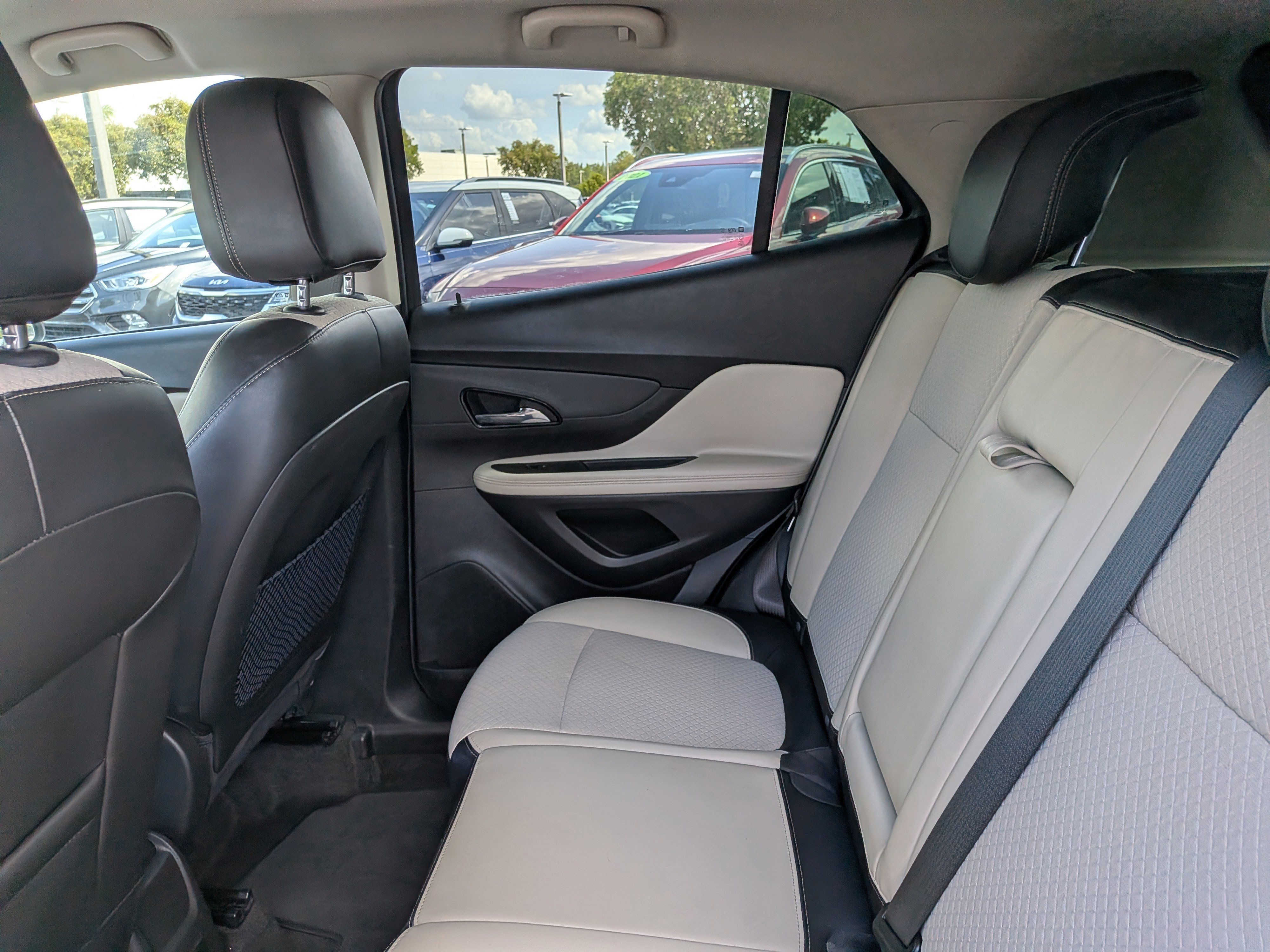 Used 2019 Buick Encore Preferred w/ Safety Package image 14