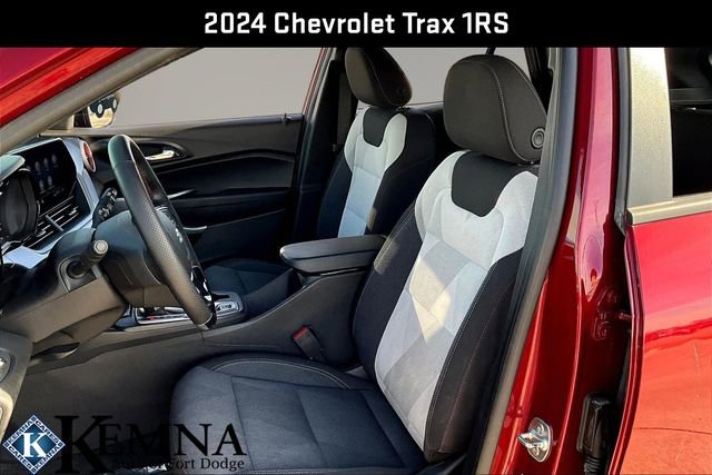 Used 2024 Chevrolet Trax RS w/ Driver Confidence Package image 22