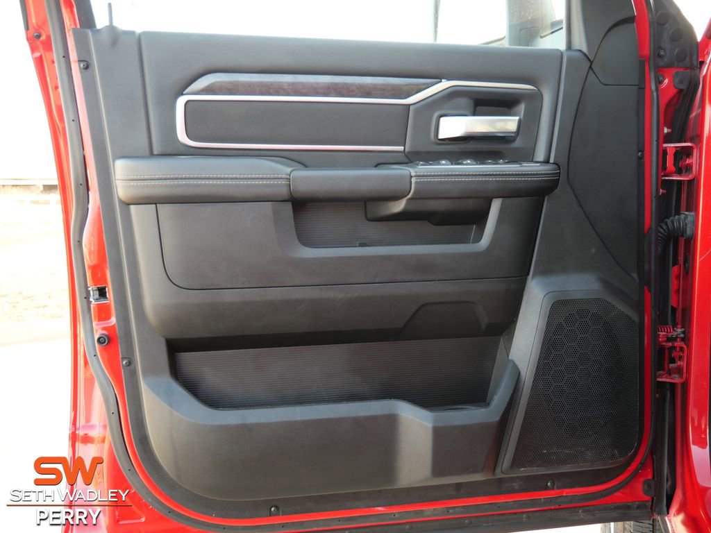 Used 2024 RAM 2500 Big Horn w/ Bed Utility Group image 18