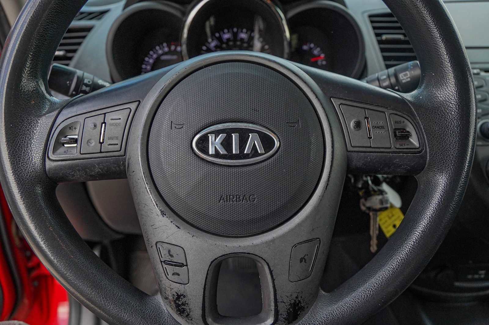 Used 2011 Kia Soul + image 12