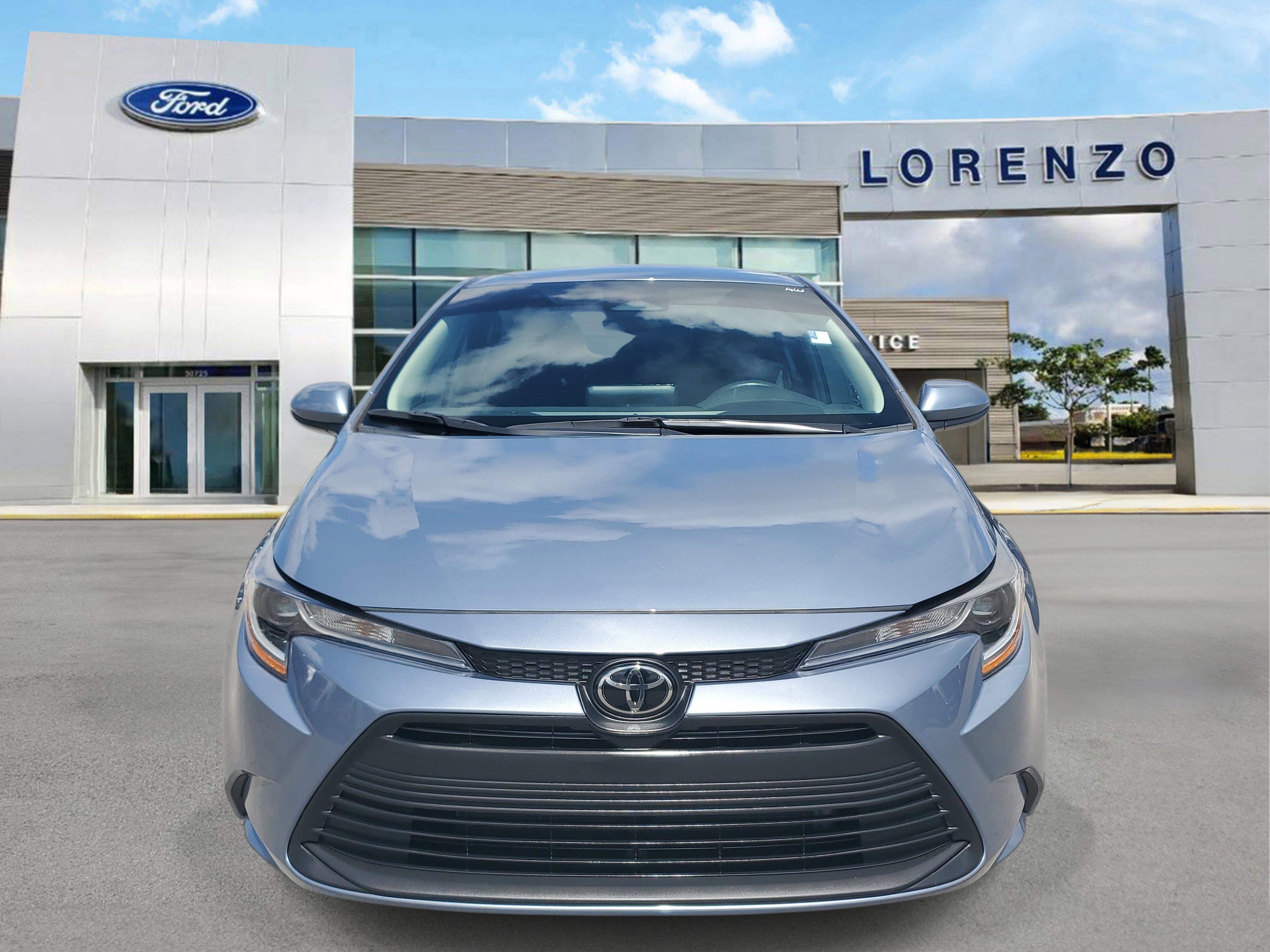Used 2024 Toyota Corolla LE video 2