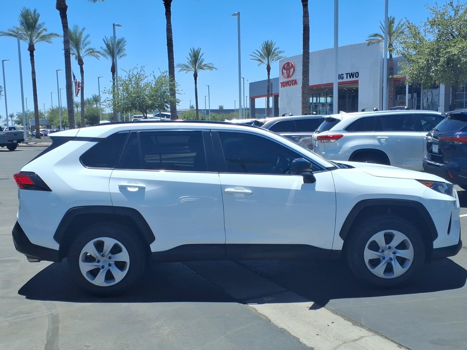 Used 2021 Toyota RAV4 LE w/ Carpet Mat Package (TMS) FWD image 3